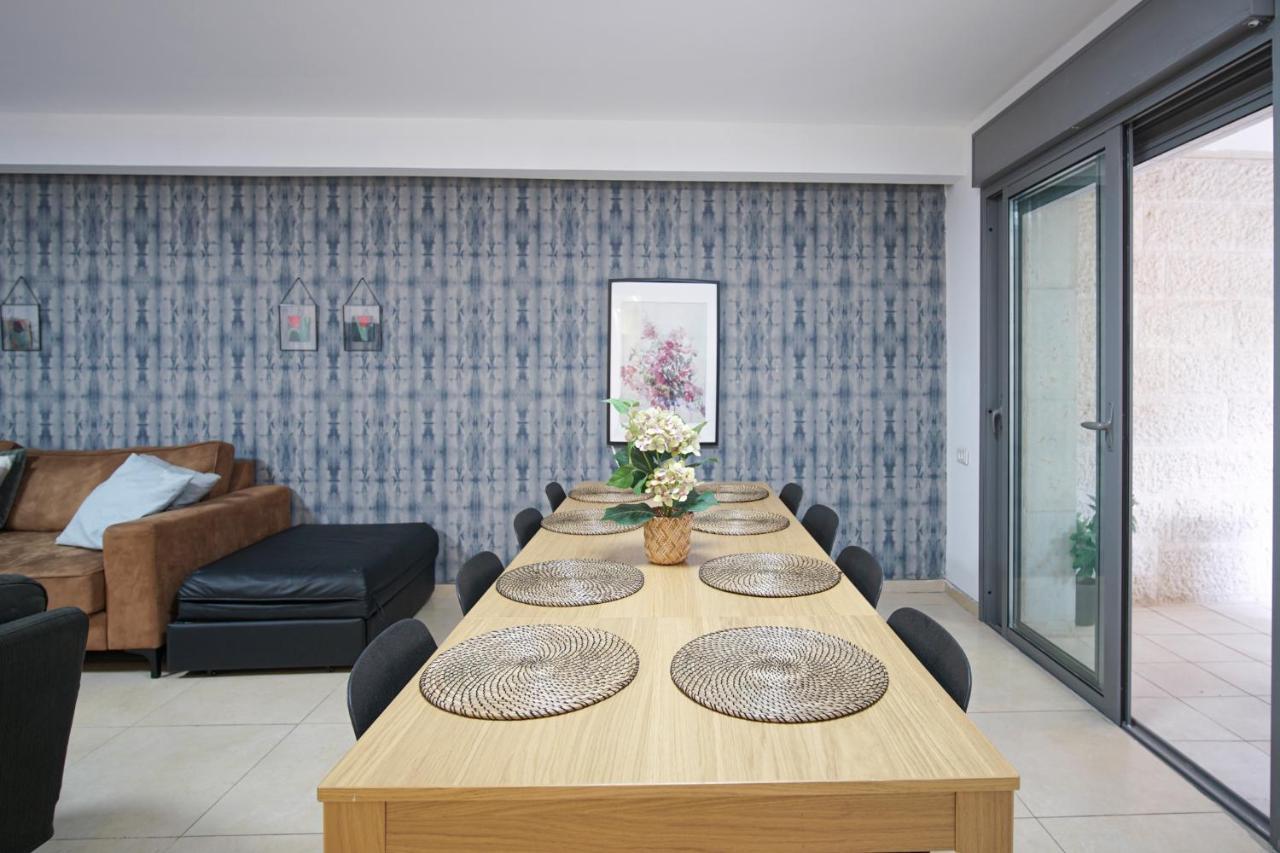 Harav Kuk Modern Apartment By Nimizz エルサレム エクステリア 写真