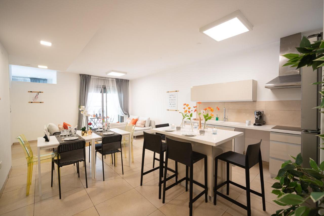 Harav Kuk Modern Apartment By Nimizz エルサレム エクステリア 写真