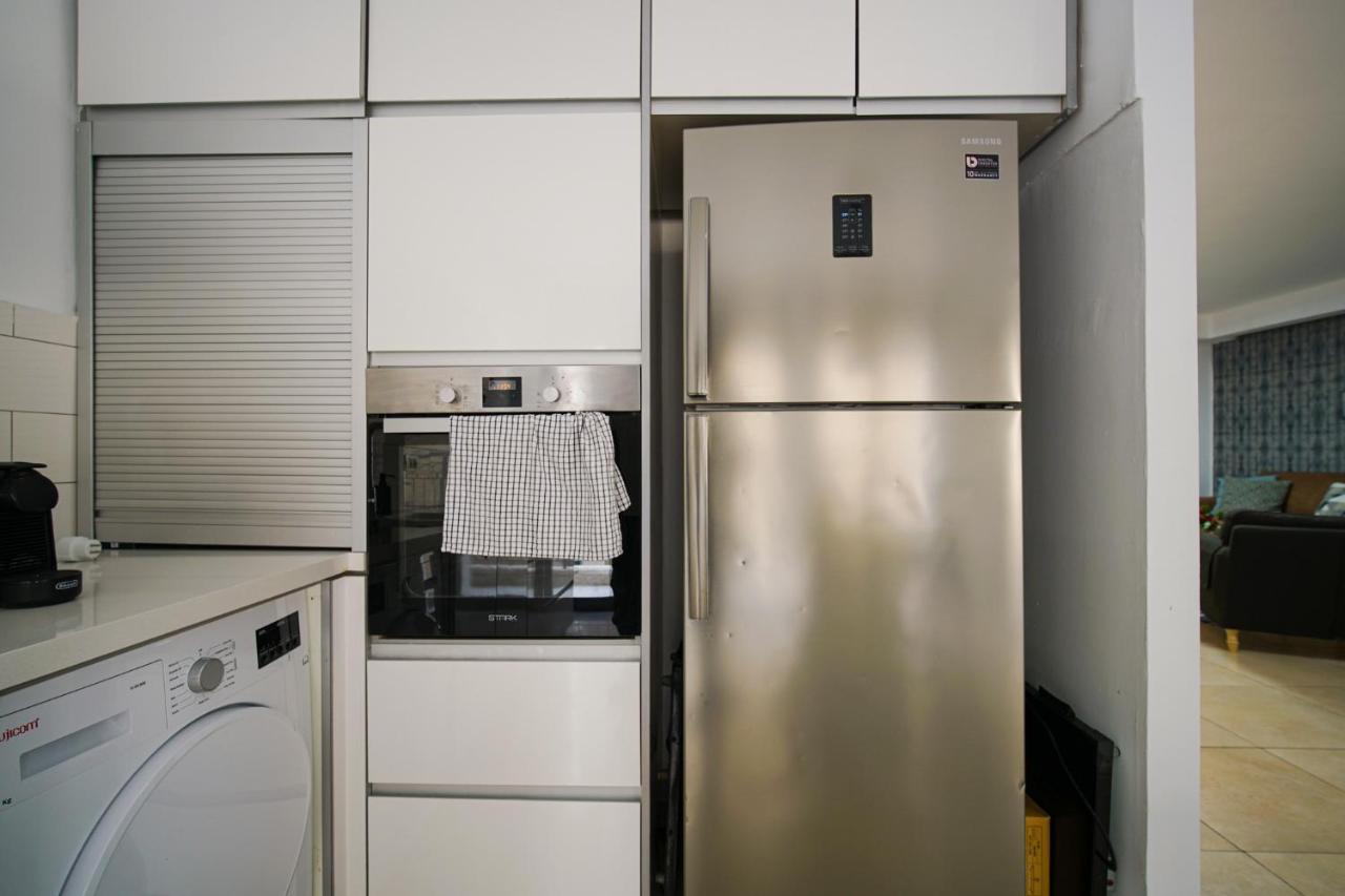 Harav Kuk Modern Apartment By Nimizz エルサレム エクステリア 写真