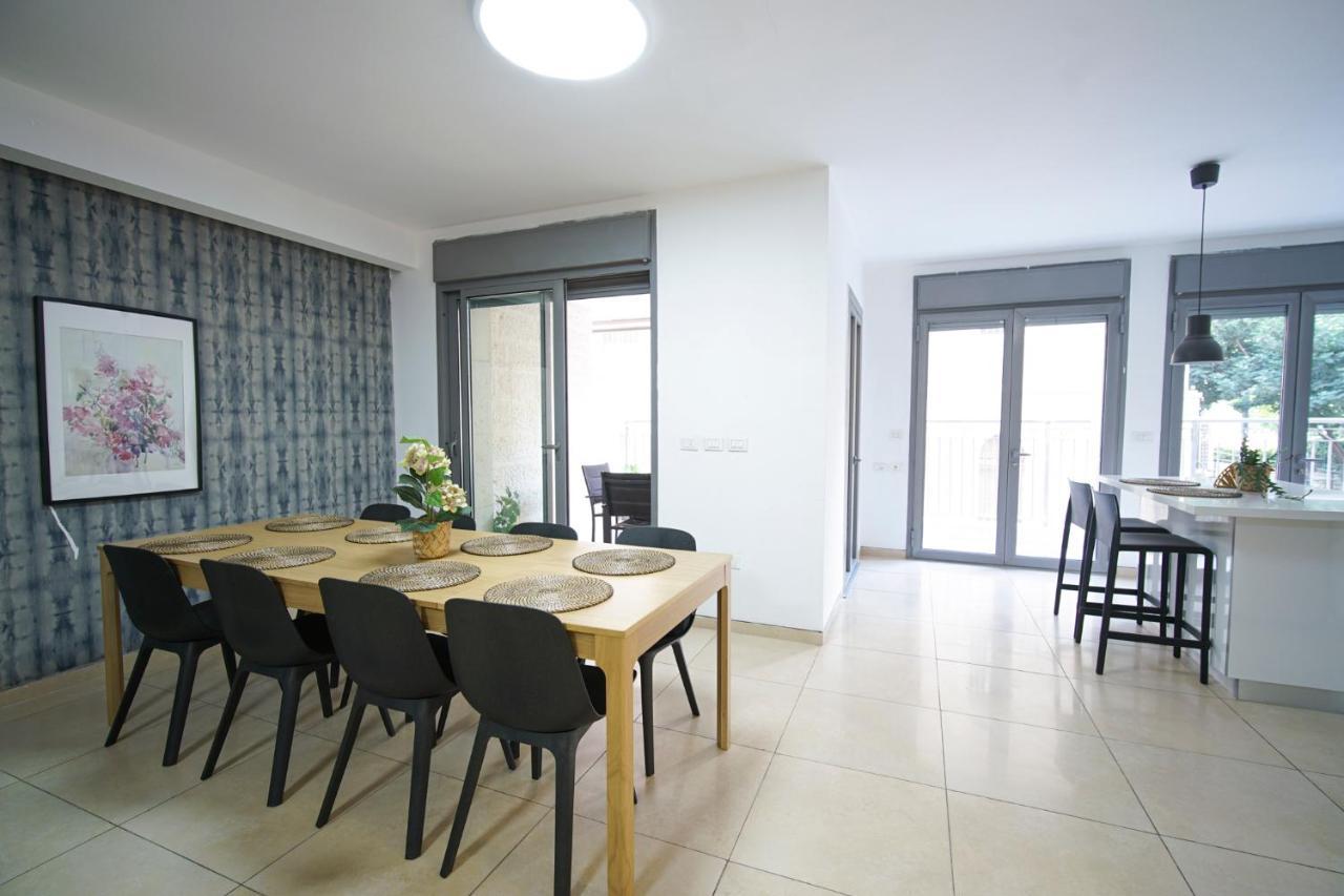 Harav Kuk Modern Apartment By Nimizz エルサレム エクステリア 写真