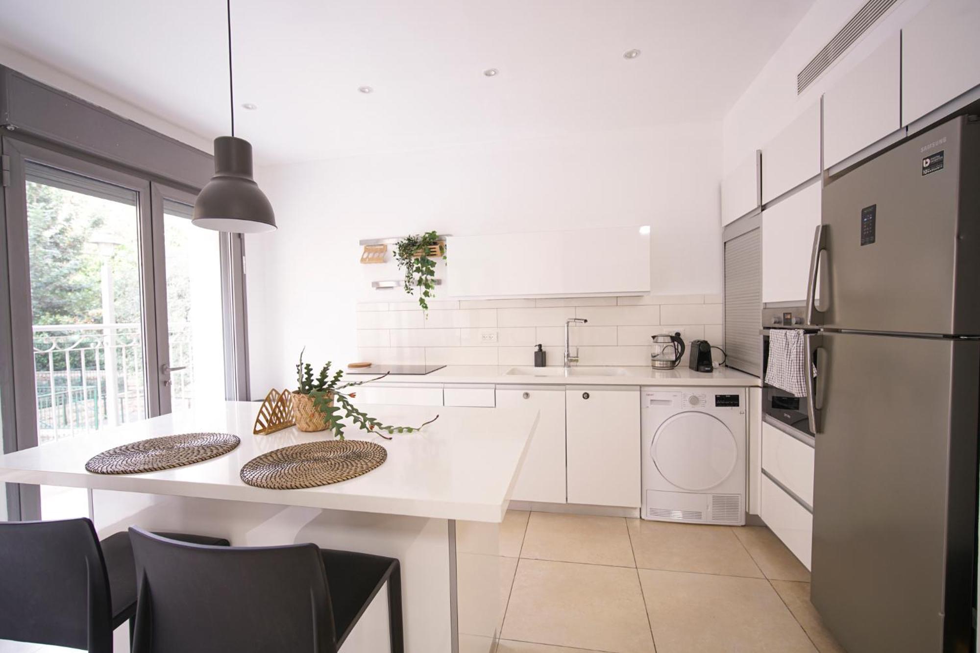 Harav Kuk Modern Apartment By Nimizz エルサレム エクステリア 写真